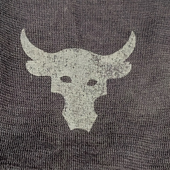 Under Armour x Project Rock Men Black Bull Skull Snake Short Sleeve Hoodie Sz M - Picture 4 of 9